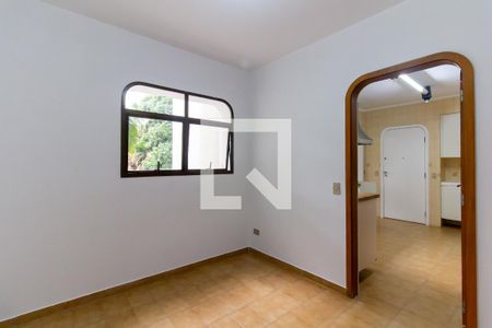 Apartamento para alugar com 216m², 3 quartos e 3 vagasCopa
