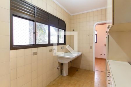 Apartamento para alugar com 216m², 3 quartos e 3 vagasÁrea de Serviço