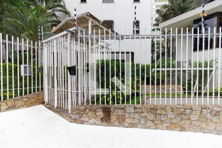 Apartamento para alugar com 216m², 3 quartos e 3 vagasFachada