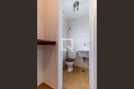 Apartamento para alugar com 216m², 3 quartos e 3 vagasBanheiro de serviço