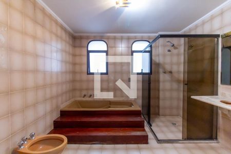 Apartamento para alugar com 216m², 3 quartos e 3 vagasBanheiro da Suíte 1