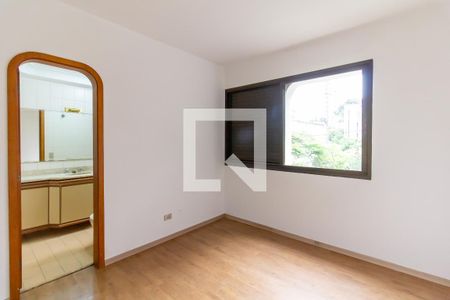 Apartamento para alugar com 216m², 3 quartos e 3 vagasQuarto 2 - Suíte