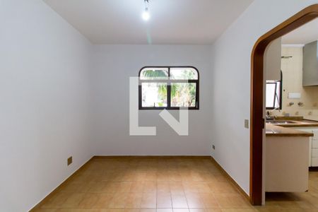 Apartamento para alugar com 216m², 3 quartos e 3 vagasCopa