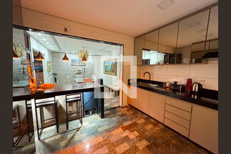 Cozinha de casa à venda com 3 quartos, 582m² em Riacho das Pedras, Contagem