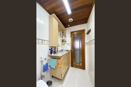 Casa à venda com 105m², 3 quartos e 2 vagasBanheiro da Suíte