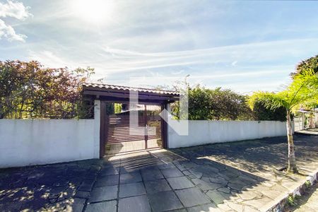 Casa à venda com 105m², 3 quartos e 2 vagasFachada