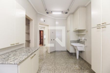 Apartamento à venda com 250m², 4 quartos e 4 vagasÁrea de Serviço