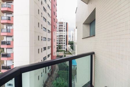 Apartamento à venda com 250m², 4 quartos e 4 vagasSuíte 2 - Varanda