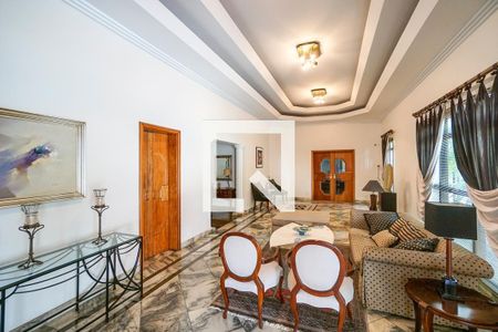 Apartamento à venda com 250m², 4 quartos e 4 vagasCondomínio - Hall