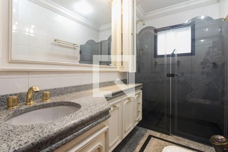 Apartamento à venda com 250m², 4 quartos e 4 vagasBanheiro Social