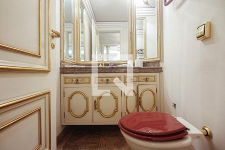 Apartamento à venda com 250m², 4 quartos e 4 vagasLavabo