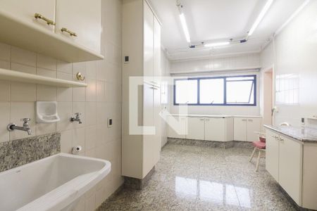 Apartamento à venda com 250m², 4 quartos e 4 vagasÁrea de Serviço