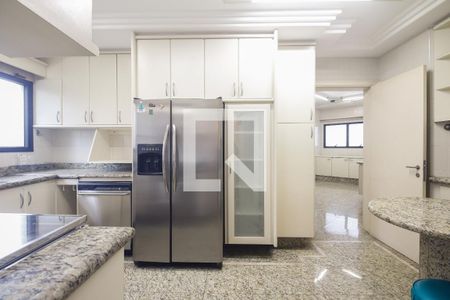 Apartamento à venda com 250m², 4 quartos e 4 vagasCozinha