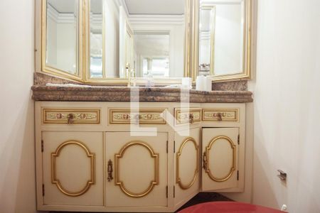 Apartamento à venda com 250m², 4 quartos e 4 vagasLavabo