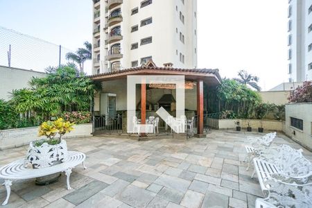 Apartamento à venda com 250m², 4 quartos e 4 vagasCondomínio - Churrasqueira