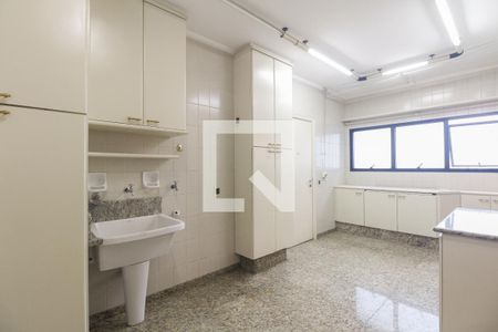 Apartamento à venda com 250m², 4 quartos e 4 vagasÁrea de Serviço