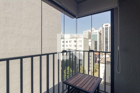 Studio para alugar com 26m², 1 quarto e sem vaga Studio para alugar com 26m², 1 quarto e sem vagaVaranda