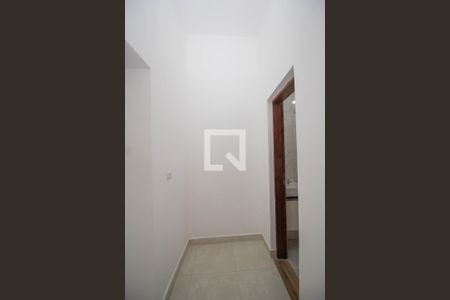 Corredor de apartamento para alugar com 1 quarto, 50m² em Jaraguá, São Paulo