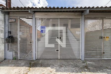 Casa para alugar com 105m², 3 quartos e 1 vagaFachada