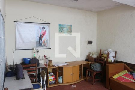 Casa à venda com 232m², 4 quartos e 2 vagasQuintal