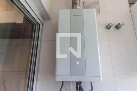 área de serviço de apartamento para alugar com 2 quartos, 67m² em Empresarial 18 do Forte, Barueri