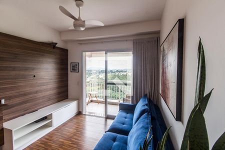 Sala de TV de apartamento para alugar com 2 quartos, 67m² em Empresarial 18 do Forte, Barueri