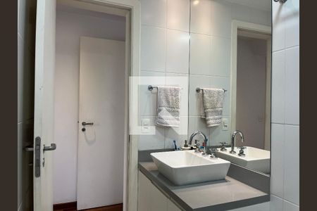 Apartamento à venda com 100m², 3 quartos e 2 vagasBanheiro