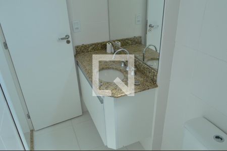 Apartamento para alugar com 130m², 4 quartos e 1 vaga Apartamento para alugar com 130m², 4 quartos e 1 vagaBanheiro da Suíte 1