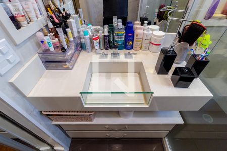 Apartamento à venda com 141m², 3 quartos e 3 vagasDetalhe Banheiro - Suíte 3