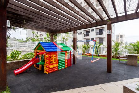 Apartamento à venda com 141m², 3 quartos e 3 vagas Apartamento à venda com 141m², 3 quartos e 3 vagasPlayground