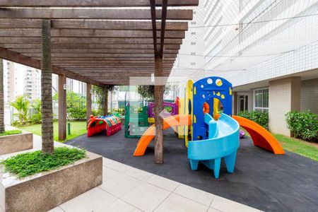 Apartamento à venda com 141m², 3 quartos e 3 vagas Apartamento à venda com 141m², 3 quartos e 3 vagasPlayground