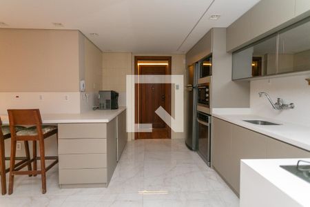 Apartamento à venda com 165m², 3 quartos e 2 vagasCozinha