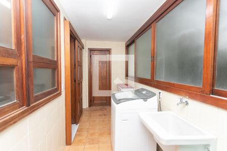 Apartamento à venda com 165m², 3 quartos e 2 vagasLavanderia