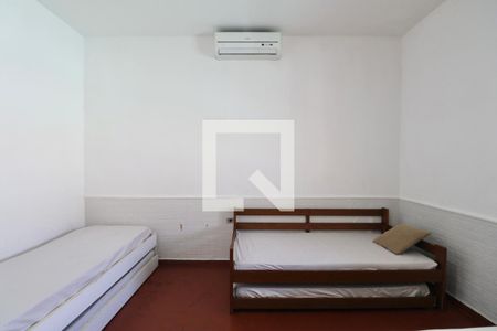 Casa para alugar com 360m², 3 quartos e 5 vagasQuarto