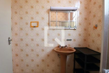 Casa para alugar com 360m², 3 quartos e 5 vagasBanheiro Social