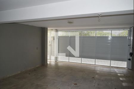 Casa à venda com 149m², 3 quartos e 1 vagaGaragem