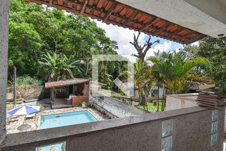 Casa à venda com 613m², 4 quartos e 5 vagasquarto 