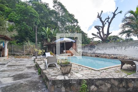 Casa à venda com 613m², 4 quartos e 5 vagasPiscina