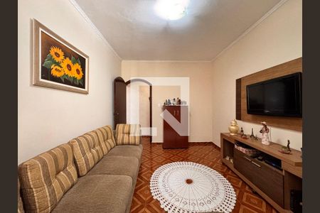 Casa à venda com 212m², 4 quartos e 2 vagasQuarto 1