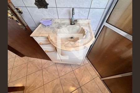 Casa à venda com 212m², 4 quartos e 2 vagasBanheiro edícula 