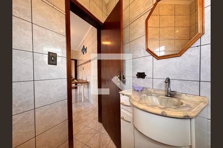 Casa à venda com 212m², 4 quartos e 2 vagasBanheiro edícula 