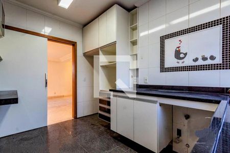 Apartamento para alugar com 280m², 4 quartos e 4 vagas Apartamento para alugar com 280m², 4 quartos e 4 vagasCozinha
