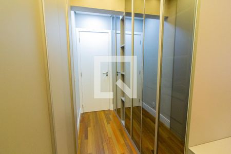 Apartamento à venda com 123m², 3 quartos e 3 vagas Apartamento à venda com 123m², 3 quartos e 3 vagasSuíte 2