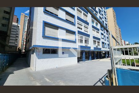 Apartamento para alugar com 40m², 1 quarto e 1 vaga Apartamento para alugar com 40m², 1 quarto e 1 vagaFachada