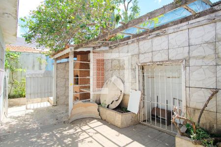 Quintal de casa à venda com 3 quartos, 200m² em Penha de França, São Paulo