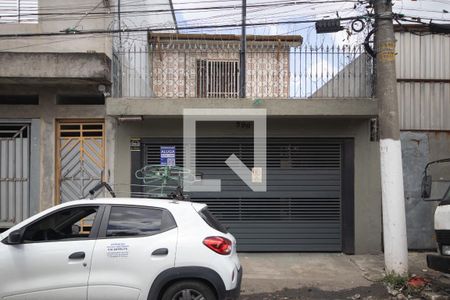 Casa à venda com 130m², 2 quartos e 1 vagaFachada