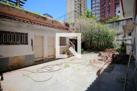 Casa à venda com 1000m², 5 quartos e 5 vagasQuintal