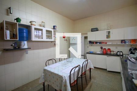 Casa à venda com 1000m², 5 quartos e 5 vagasCozinha