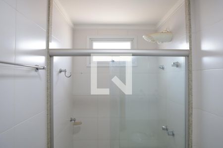 Quarto 01 Banheiro de apartamento para alugar com 2 quartos, 73m² em Setor Bueno, Goiânia