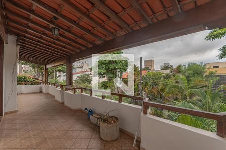 Casa à venda com 502m², 5 quartos e 5 vagasVaranda